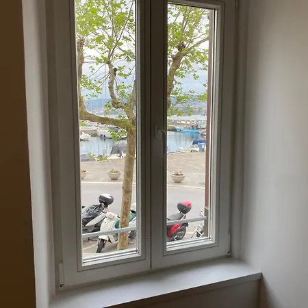 Al Fronte Mare Appartement Múggia
