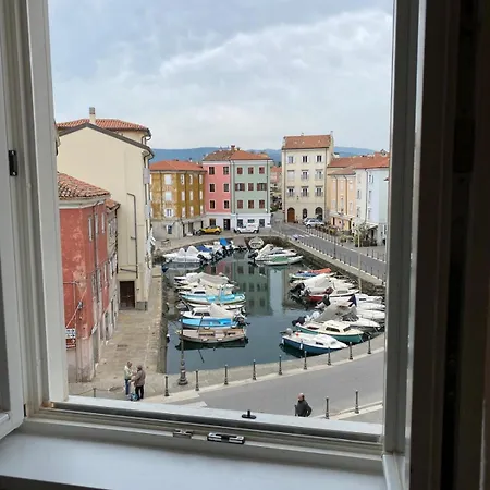 Al Fronte Mare Múggia